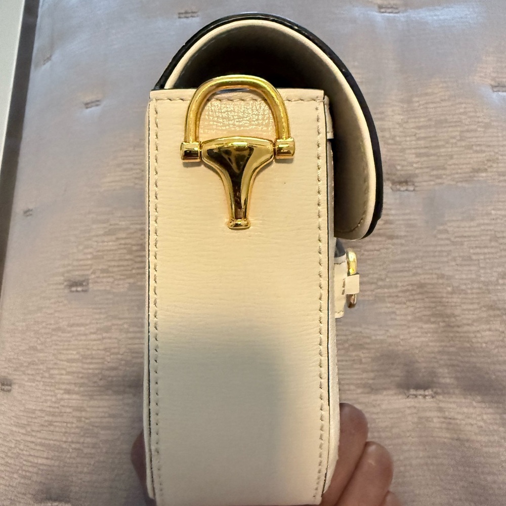 Gucci Crossbody Bag in Gray and Cream with Gold Details - Picture 5 of 13
